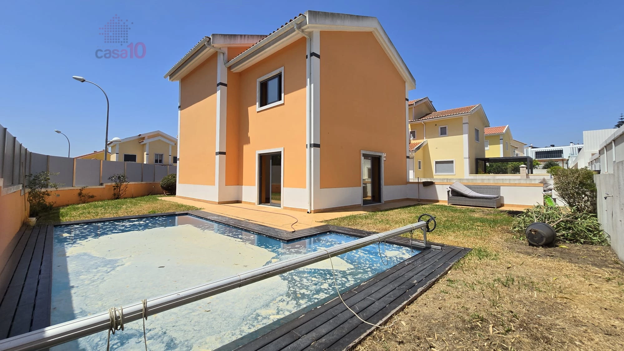 4 BEDROOM VILLA WITH POOL FOR RENT IN RIO DE MOURO, SINTRA